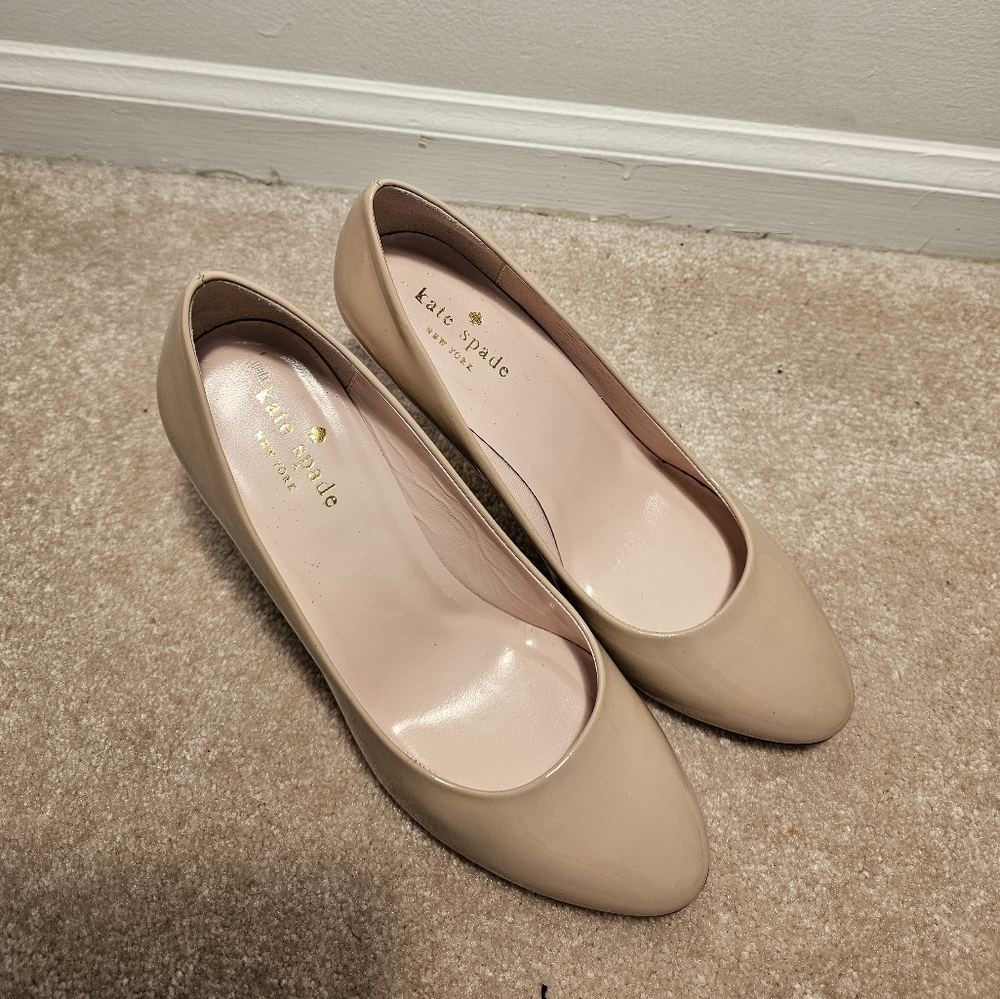 Kate Spade nude pumps